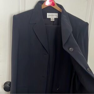 Jones New York blazer and trousers 100 percent silk